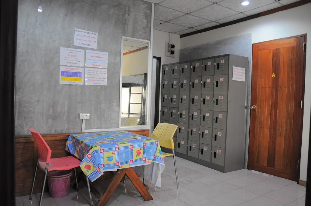 Mickey Hostel 哈林海滩 外观 照片