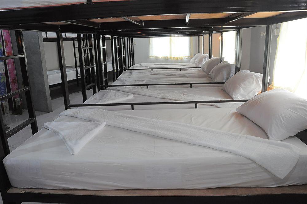 Mickey Hostel 哈林海滩 外观 照片