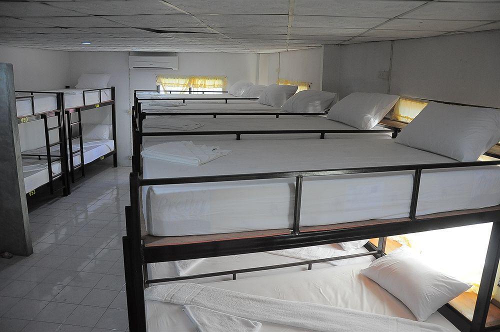 Mickey Hostel 哈林海滩 外观 照片