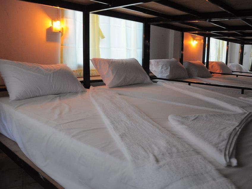 Mickey Hostel 哈林海滩 外观 照片